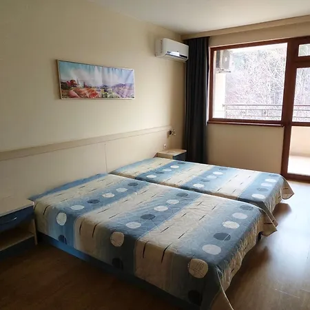 Hostex Trinity Apartament