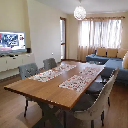 Hostex Trinity * スタラ・ザゴラ