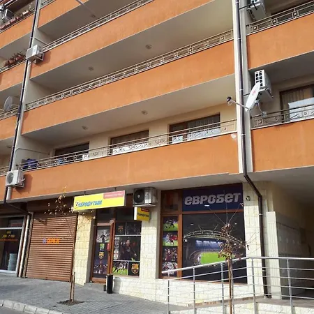 Hostex Trinity Appartement