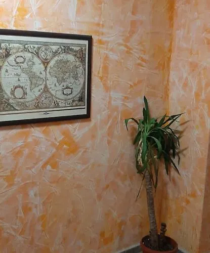 Hostex Trinity アパート