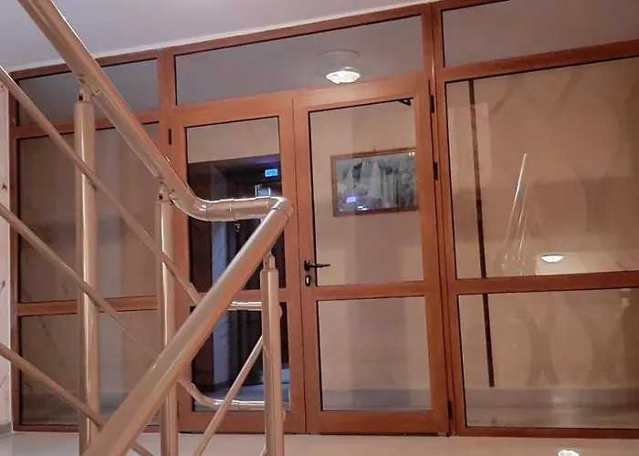 Hostex Trinity スタラ・ザゴラ